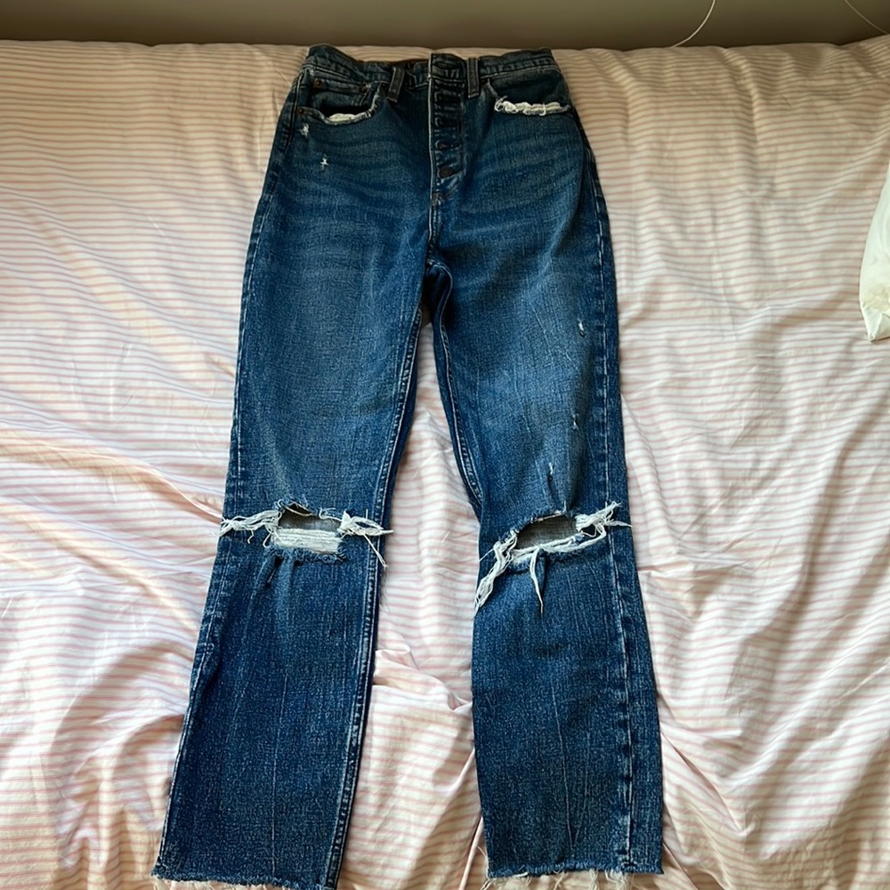 Abercrombie ultra high rise mom jean